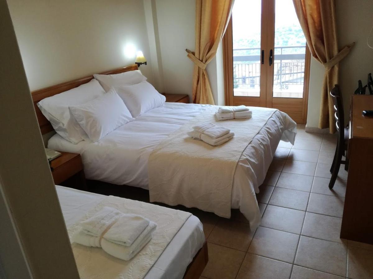 Parnon Hotel Agios Petros  Eksteriør bilde